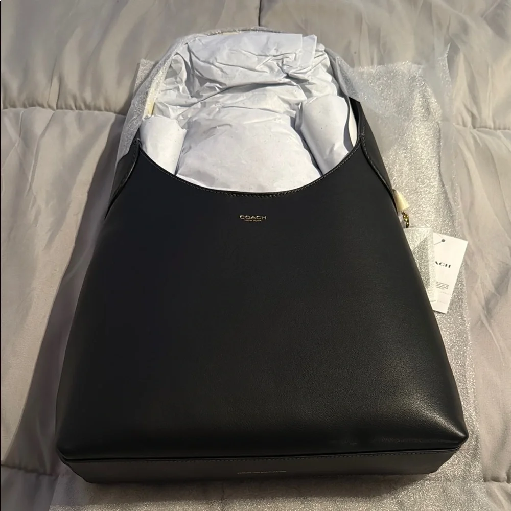 Coach Brooklyn 28 in black